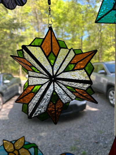 Spinner Greenand Amber